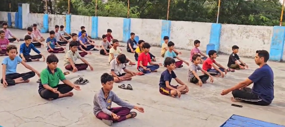 Library, science lab, smart classroom, computer lab, yoga hall and games at JMVD Boys Hostel